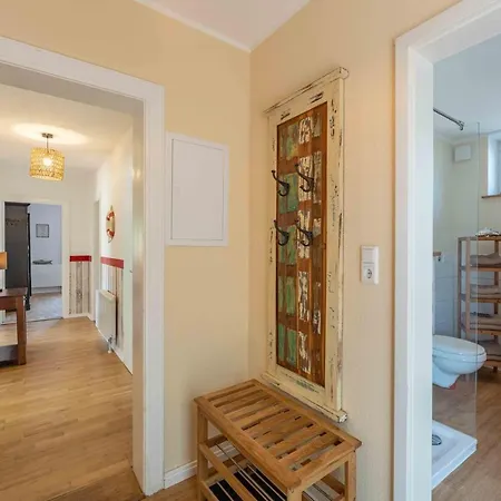 Seaside - Boathouse *